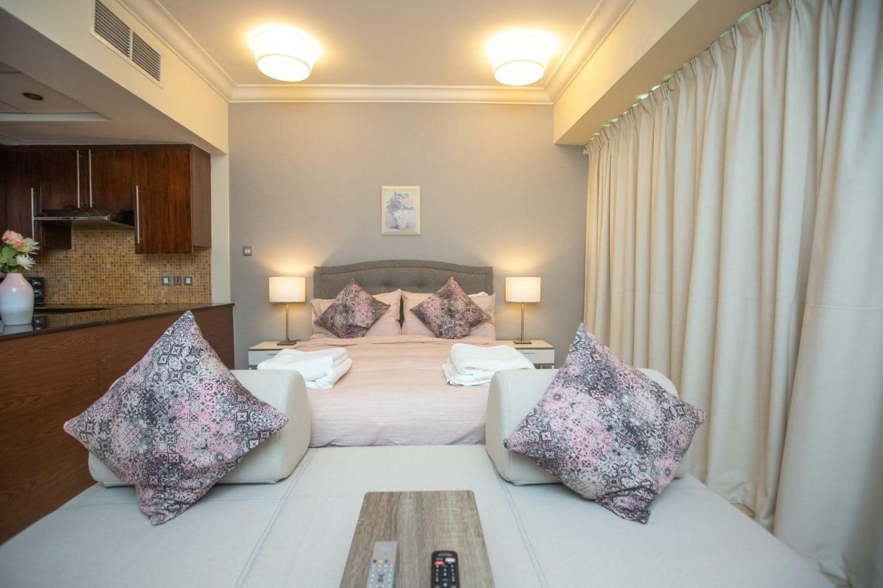 Prime Retreats - Downtown Dubai Apartment Bagian luar foto