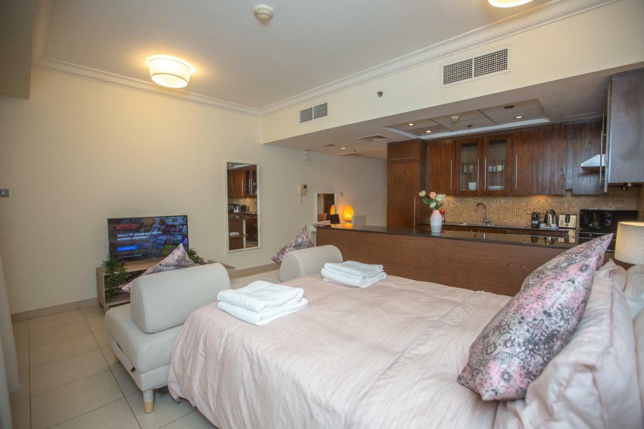 Prime Retreats - Downtown Dubai Apartment Bagian luar foto