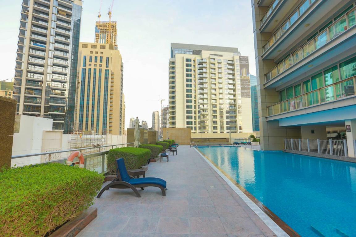 Prime Retreats - Downtown Dubai Apartment Bagian luar foto